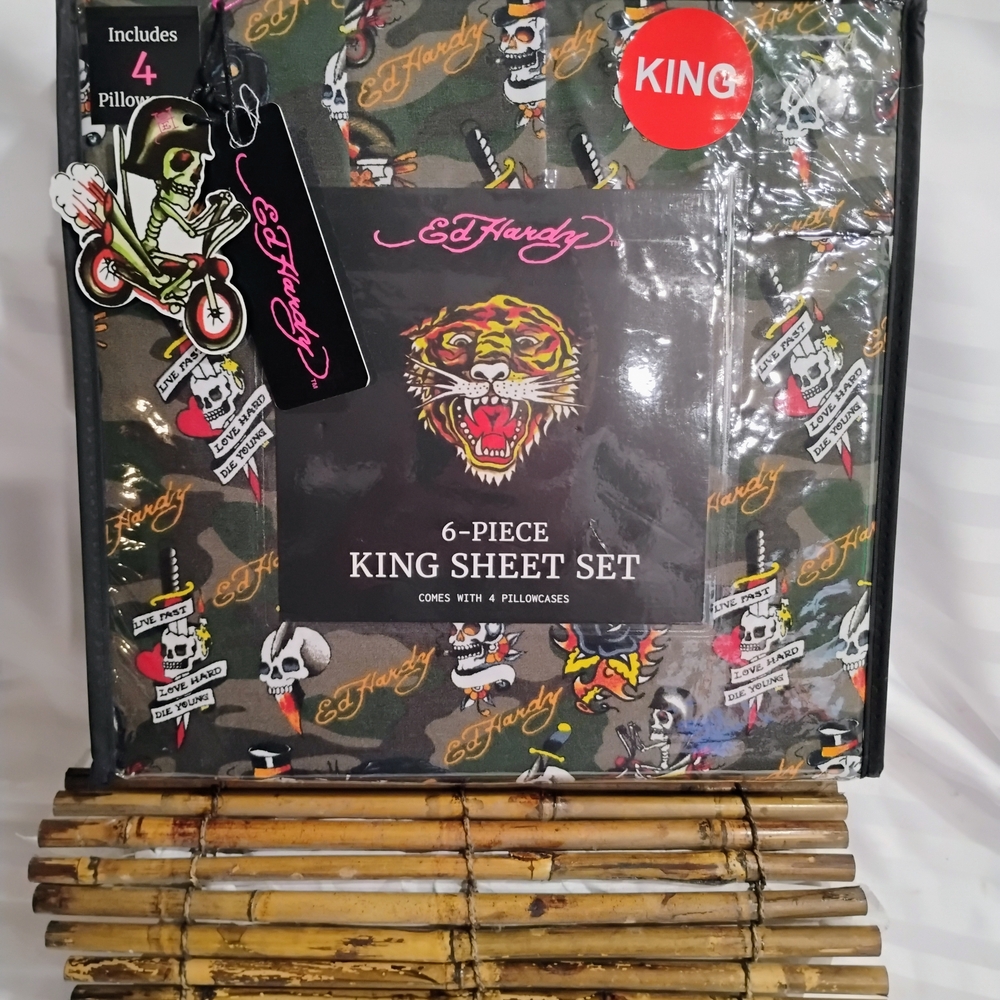 Ed Hardy Tatoo Graphics 6 Piece King Sheet Set.New